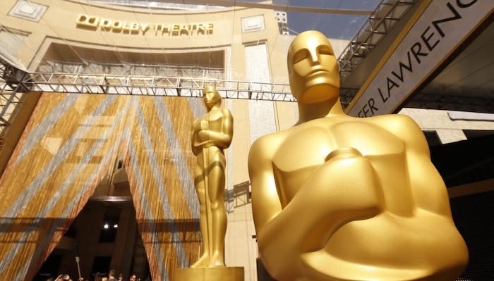 Oscar statues at the Dolby Theatre entrance